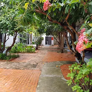 cay-phuong-guesthouse.hotelsphanthiet.com/